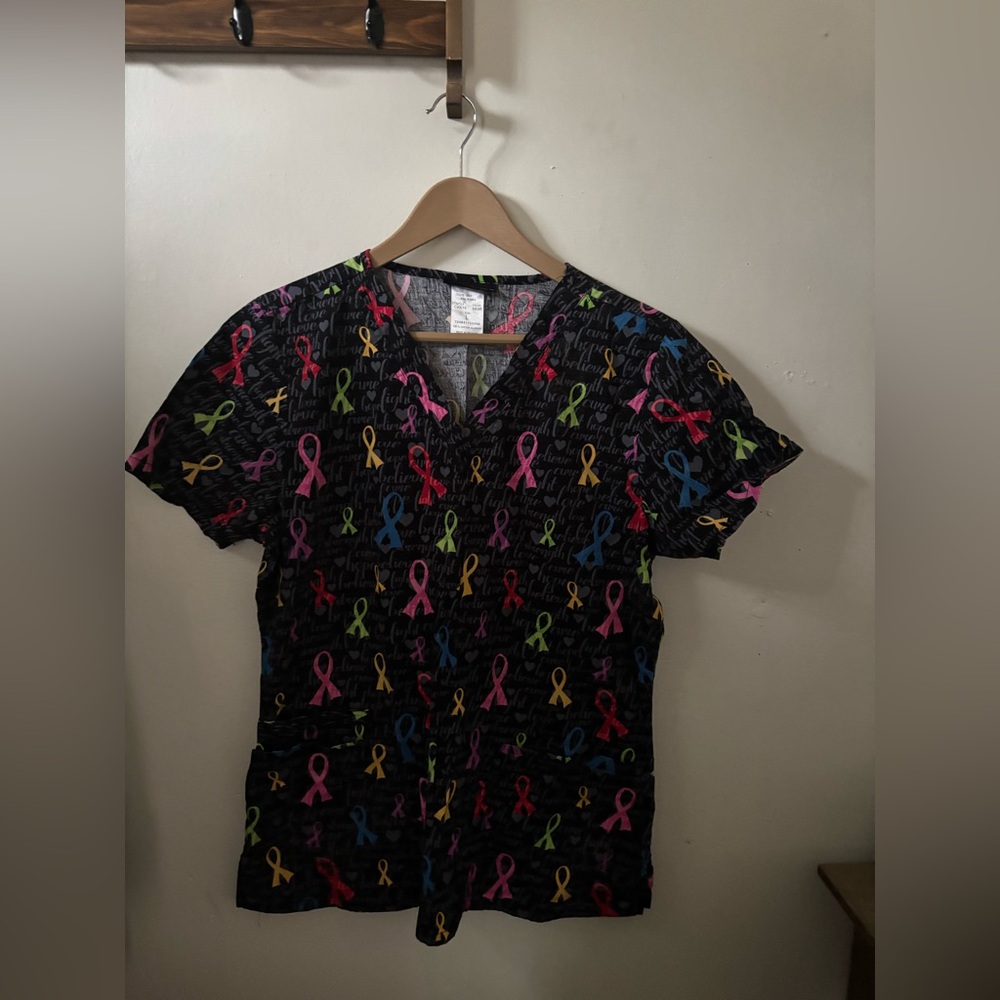 Colorful Ribbon Print Women's Scrub Top